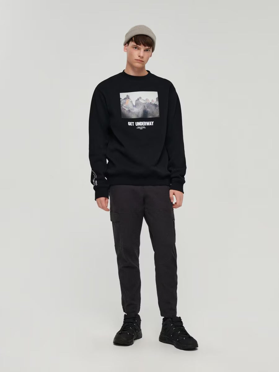 Slim-Fit Khaki Cargo Joggers with Zipped Pocket