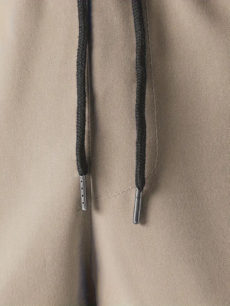 Men's Classic Fit Cargo Trousers