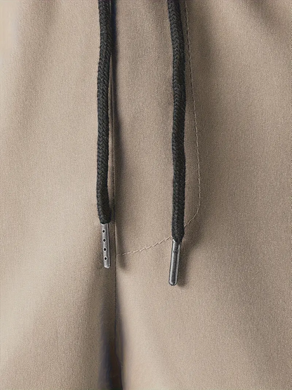 Men's Classic Fit Cargo Trousers